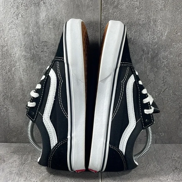 Vans Old Skool Black White Youth Size 3 Unisex - Picture 5 of 8